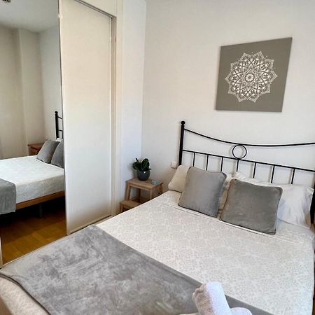 Deyanira Suite, Aeropuerto, Ifema Madrid Luaran gambar