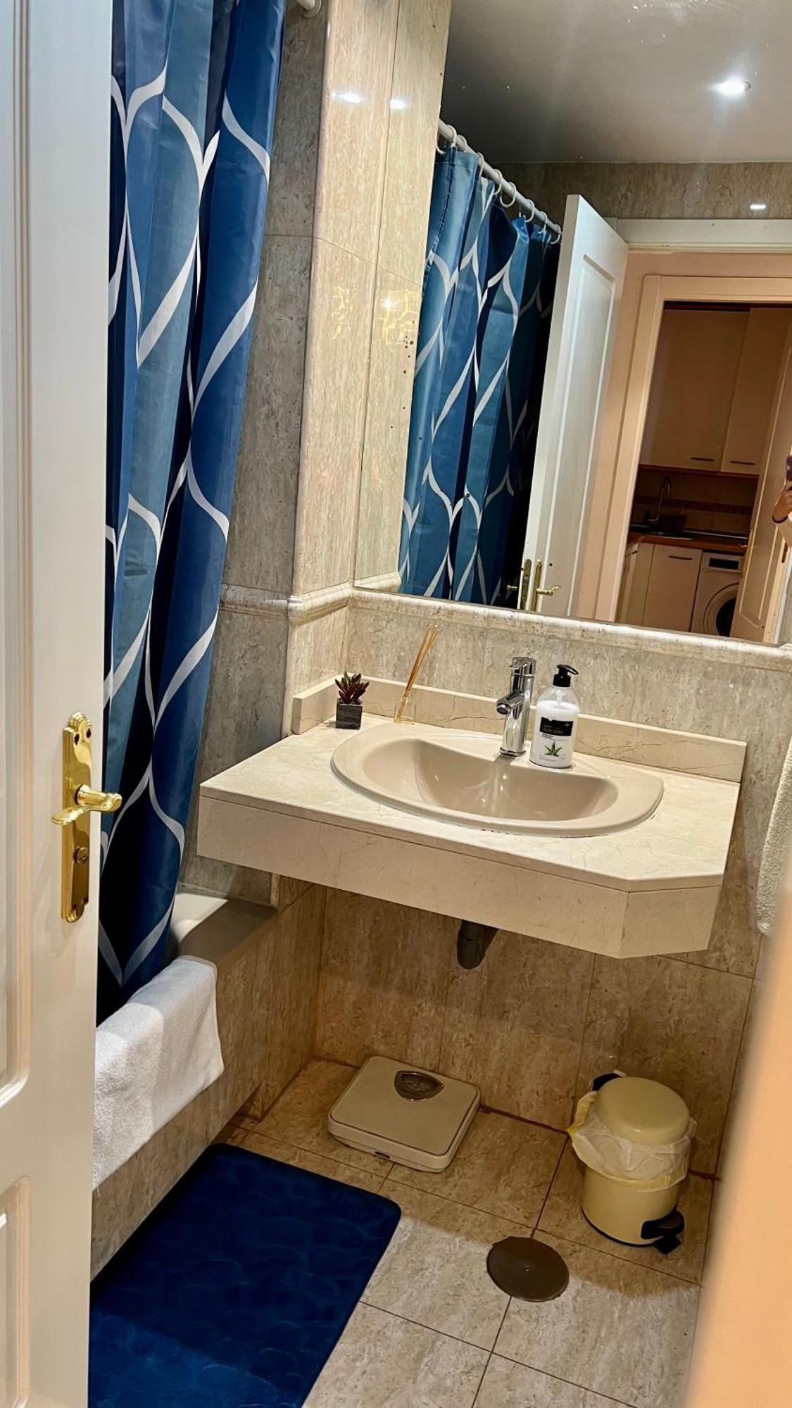 Deyanira Suite, Aeropuerto, Ifema Madrid Luaran gambar